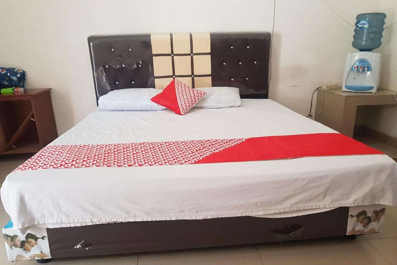Oyo 91647 Sanina Residence Pematang Siantar Bagian luar foto