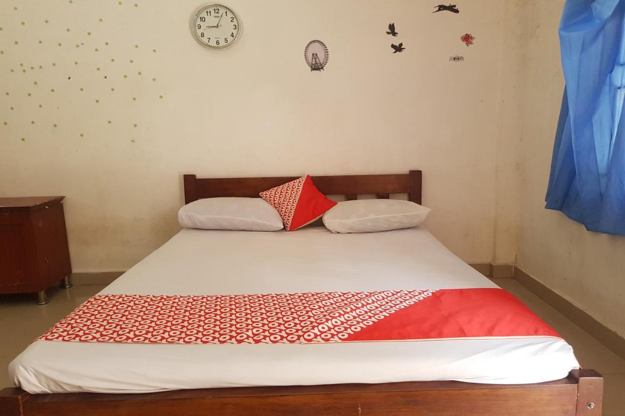 Oyo 91647 Sanina Residence Pematang Siantar Bagian luar foto