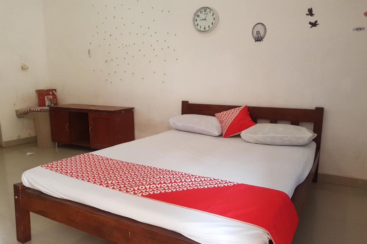 Oyo 91647 Sanina Residence Pematang Siantar Bagian luar foto