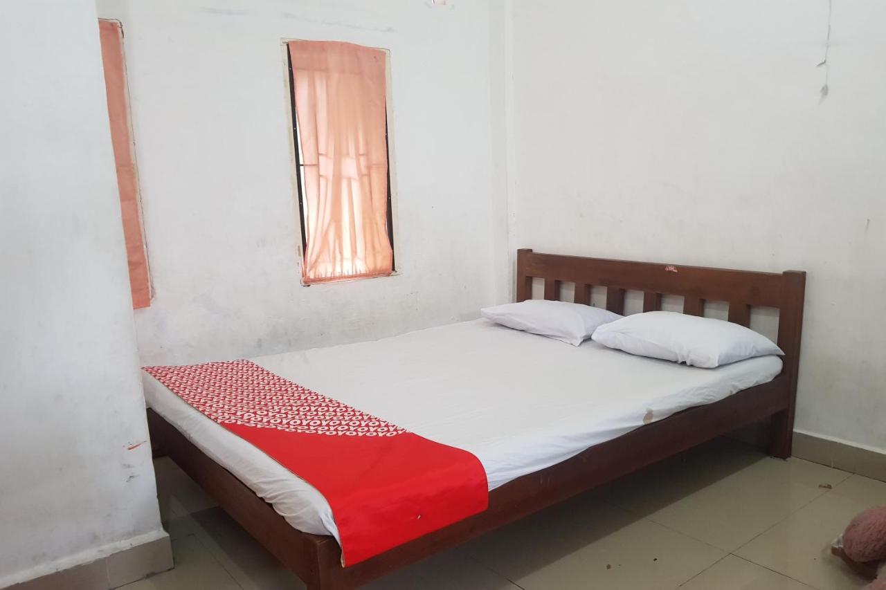 Oyo 91647 Sanina Residence Pematang Siantar Bagian luar foto