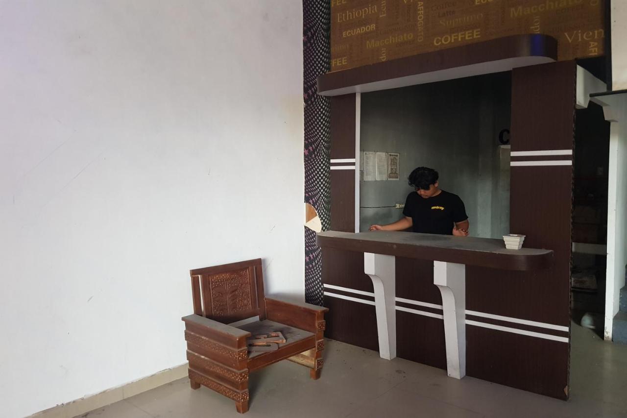 Oyo 91647 Sanina Residence Pematang Siantar Bagian luar foto